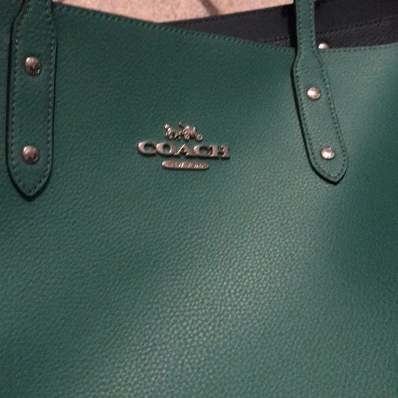 Coach Handbags - Brand new emerald green coach purse
